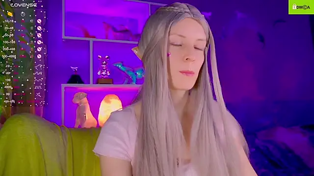 Flash Summer online show from 12.03.25