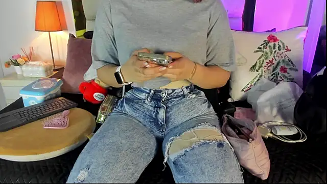 emmy r online show from 12.22.25