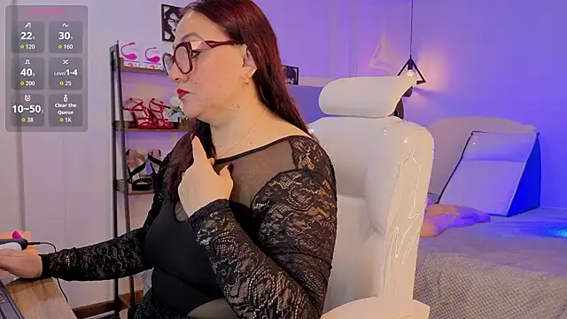 lady nylon  online show from 02.23.26