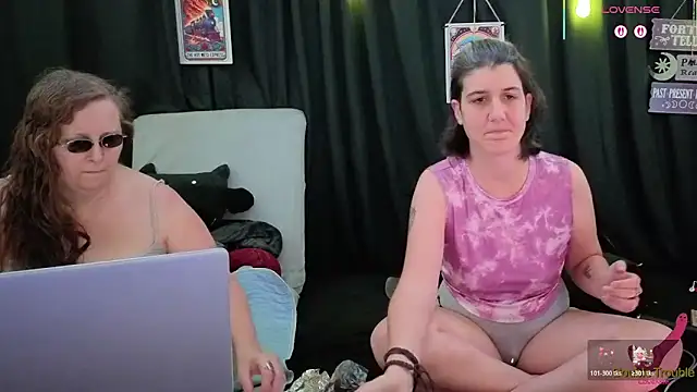 Sexy Mama-69 online show from 11.29.25