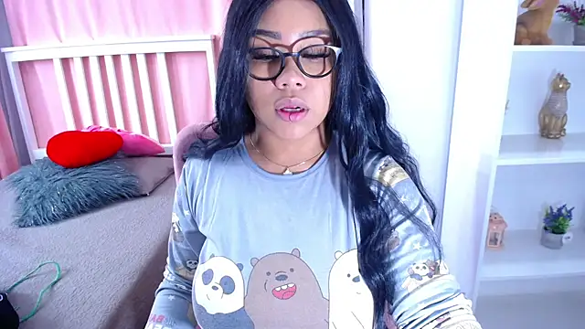 Snapshot of Nahom1_ chatting on 01.22.25 Nahom1 online show from 01.22.25