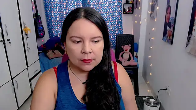 claryssa  online show from 10.10.25