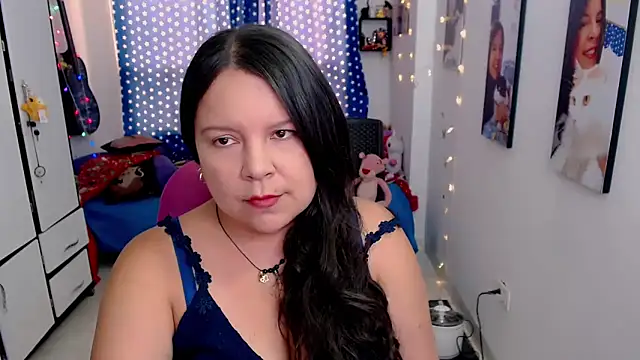 claryssa  online show from 11.22.25