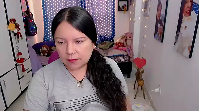 claryssa  online show from 02.16.26