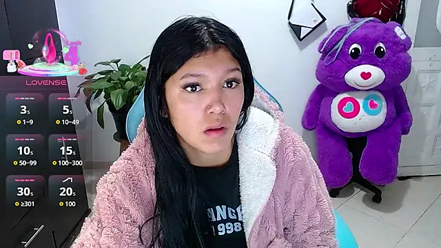 emily rosse04 online show from 04.17.26