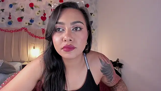 samara smithh online show from 02.24.25