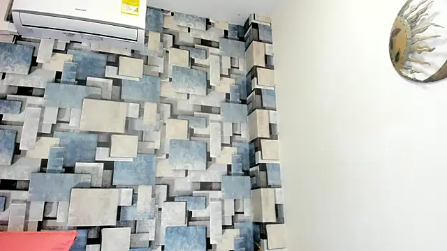 Snapshot of angel_dthroatt chatting on 04.27.26 angel dthroatt online show from 04.27.26