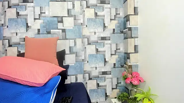 Snapshot of angel_dthroatt chatting on 05.13.26 angel dthroatt online show from 05.13.26