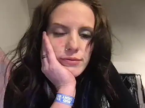 kittycatkendra online show from 01.13.25