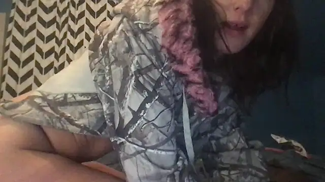 kittycatkendra online show from 11.06.25