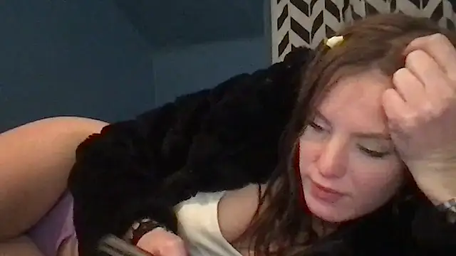 kittycatkendra online show from 11.19.25