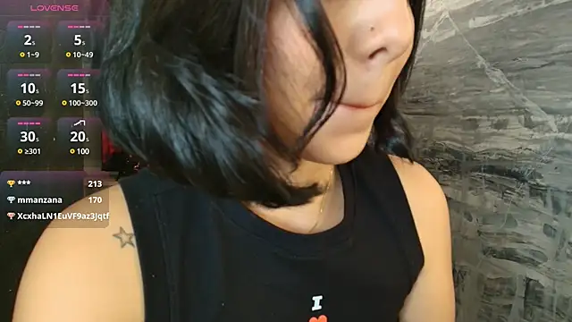 Snapshot of NicolRoss_ chatting on 02.26.25 NicolRoss online show from 02.26.25