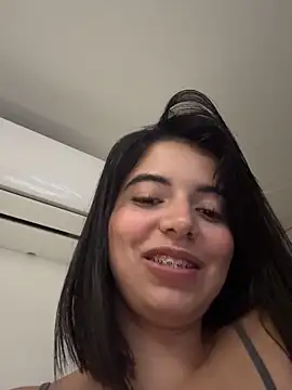 Snapshot of NicolRoss_ chatting on 11.12.25 NicolRoss online show from 11.12.25