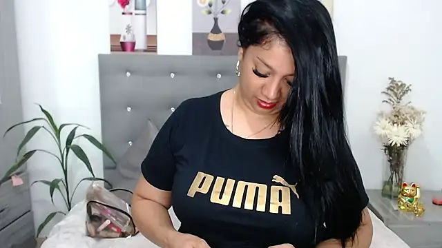 titsbiglovers online show from 02.27.25