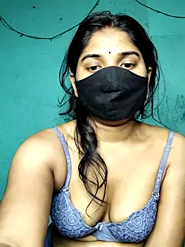 Snapshot of Luv_Adite20 chatting on 03.04.25 Luv Adite20 online show from 03.04.25