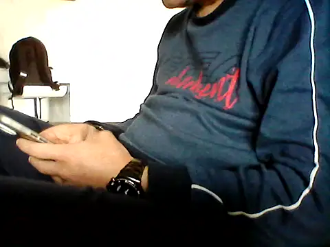 Snapshot of daky_86 chatting on 05.14.26 daky 86 online show from 05.14.26