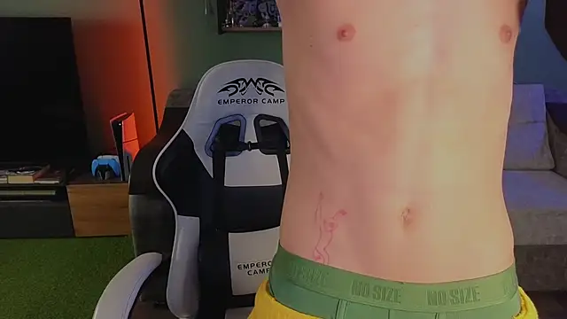 TeddyLiLboy online show from 10.15.25