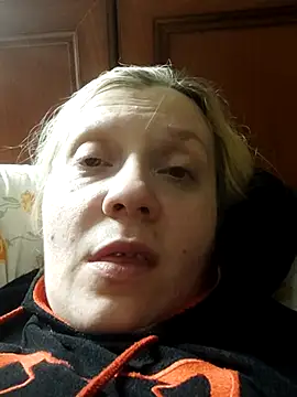 Snapshot of LeraSweet chatting on 06.18.26 LeraSweet online show from 06.18.26