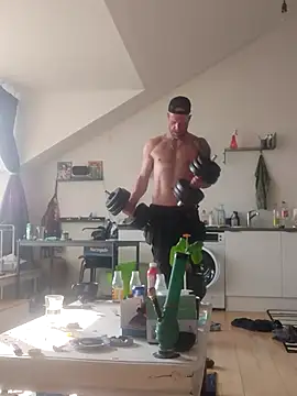 eltoulou online show from 03.20.25