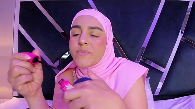 Snapshot of Nahid_Jaziri1 chatting on 10.30.25 Nahid Jaziri1 online show from 10.30.25