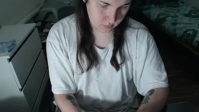 EvaMiron online show from 11.28.25