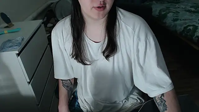 EvaMiron online show from 11.30.25