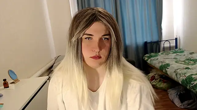 EvaMiron online show from 04.20.26