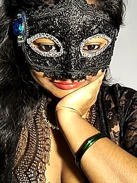 FANTASY QUEEN 07 online show from 10.26.25