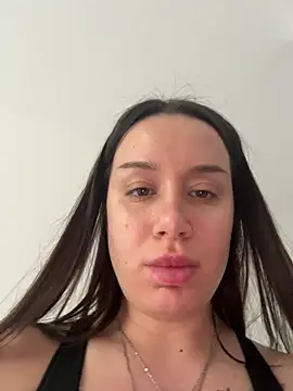 deliaroyal online show from 02.16.26