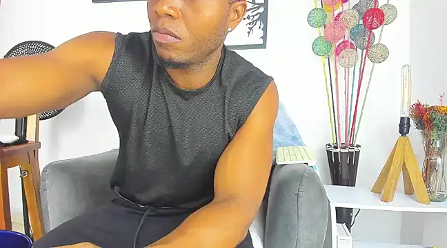 Snapshot of bigcock_latin1 chatting on 02.03.25 bigcock latin1 online show from 02.03.25