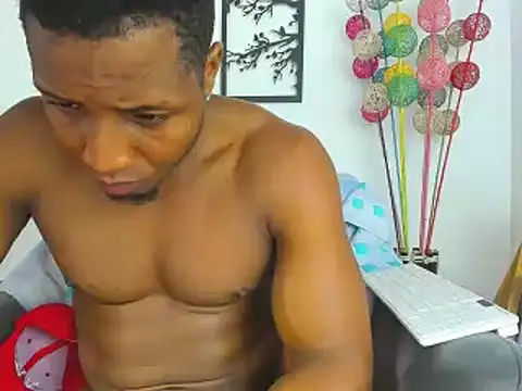 Snapshot of bigcock_latin1 chatting on 02.04.25 bigcock latin1 online show from 02.04.25