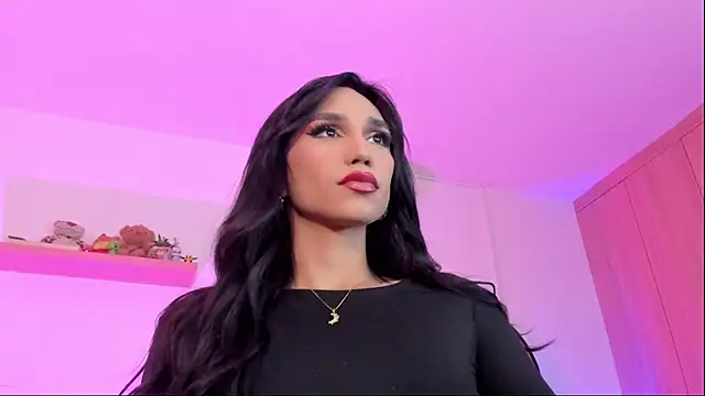 Snapshot of rose_saenz chatting on 11.27.25 rose saenz online show from 11.27.25