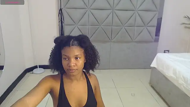 genesis moretz online show from 04.21.26