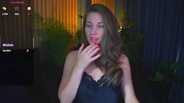 JasminJames online show from 10.24.25