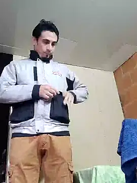 Snapshot of Rejy1992 chatting on 12.31.24 Rejy1992 online show from 12.31.24