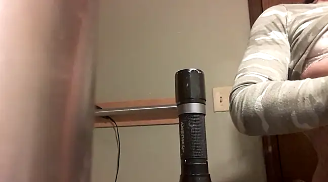 Snapshot of Everlyrose27 chatting on 01.12.25 Everlyrose27 online show from 01.12.25