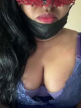 Snapshot of Shasha_X chatting on 06.18.26 Shasha X online show from 06.18.26