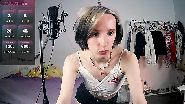 Violet Veliya online show from 03.07.25