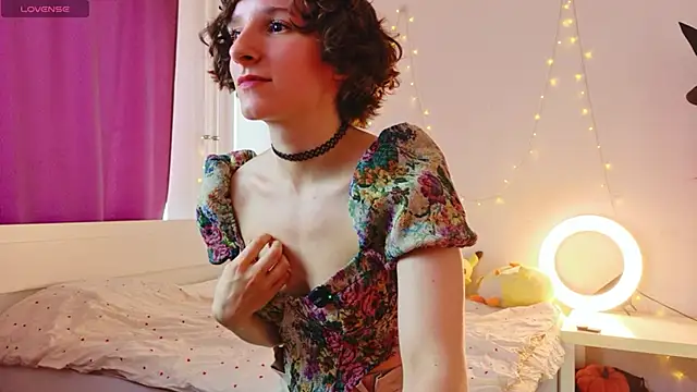 Violet Veliya online show from 05.02.26