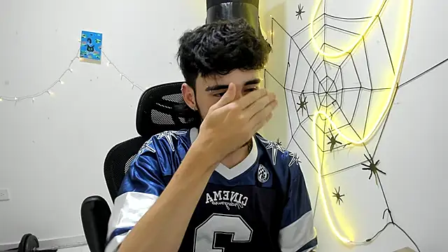 DmitriSanders online show from 01.14.26