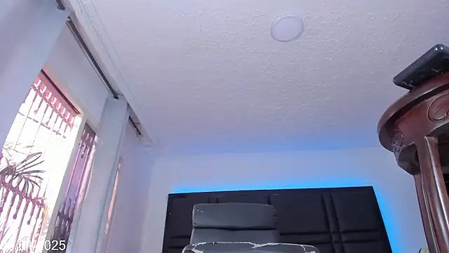 Snapshot of Brianna_Stars chatting on 01.09.25 Brianna Stars online show from 01.09.25