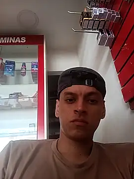 Snapshot of vixxx69_ chatting on 10.15.25 vixxx69 online show from 10.15.25