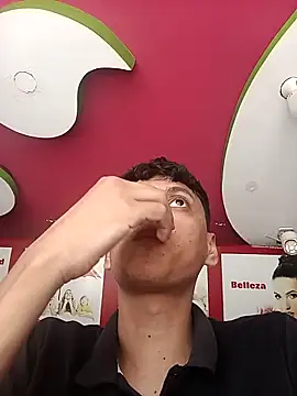 Snapshot of vixxx69_ chatting on 10.31.25 vixxx69 online show from 10.31.25