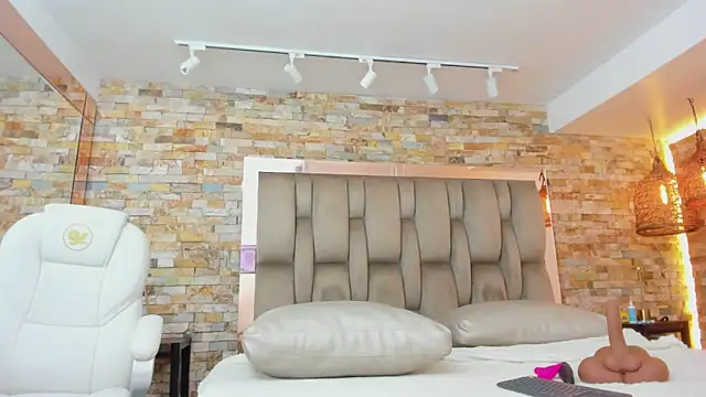 karla dunn online show from 03.14.26