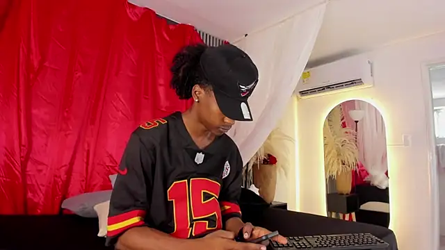 Snapshot of BRYXXXON1 chatting on 02.15.25 BRYXXXON1 online show from 02.15.25