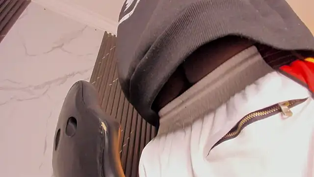 Snapshot of BRYXXXON1 chatting on 02.23.25 BRYXXXON1 online show from 02.23.25