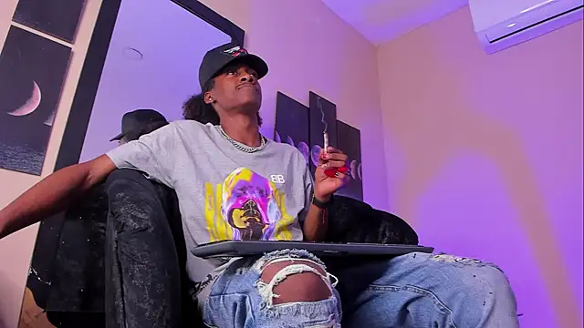 Snapshot of BRYXXXON1 chatting on 02.28.25 BRYXXXON1 online show from 02.28.25