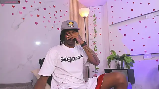 Snapshot of BRYXXXON1 chatting on 03.15.25 BRYXXXON1 online show from 03.15.25