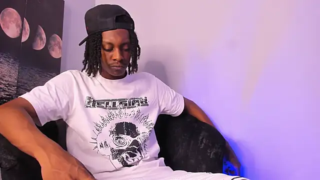 Snapshot of BRYXXXON1 chatting on 10.01.25 BRYXXXON1 online show from 10.01.25