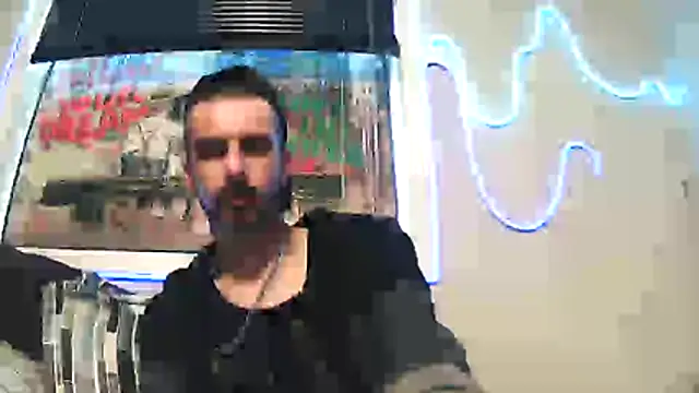 Snapshot of Joshedm780 chatting on 05.28.26 Joshedm780 online show from 05.28.26